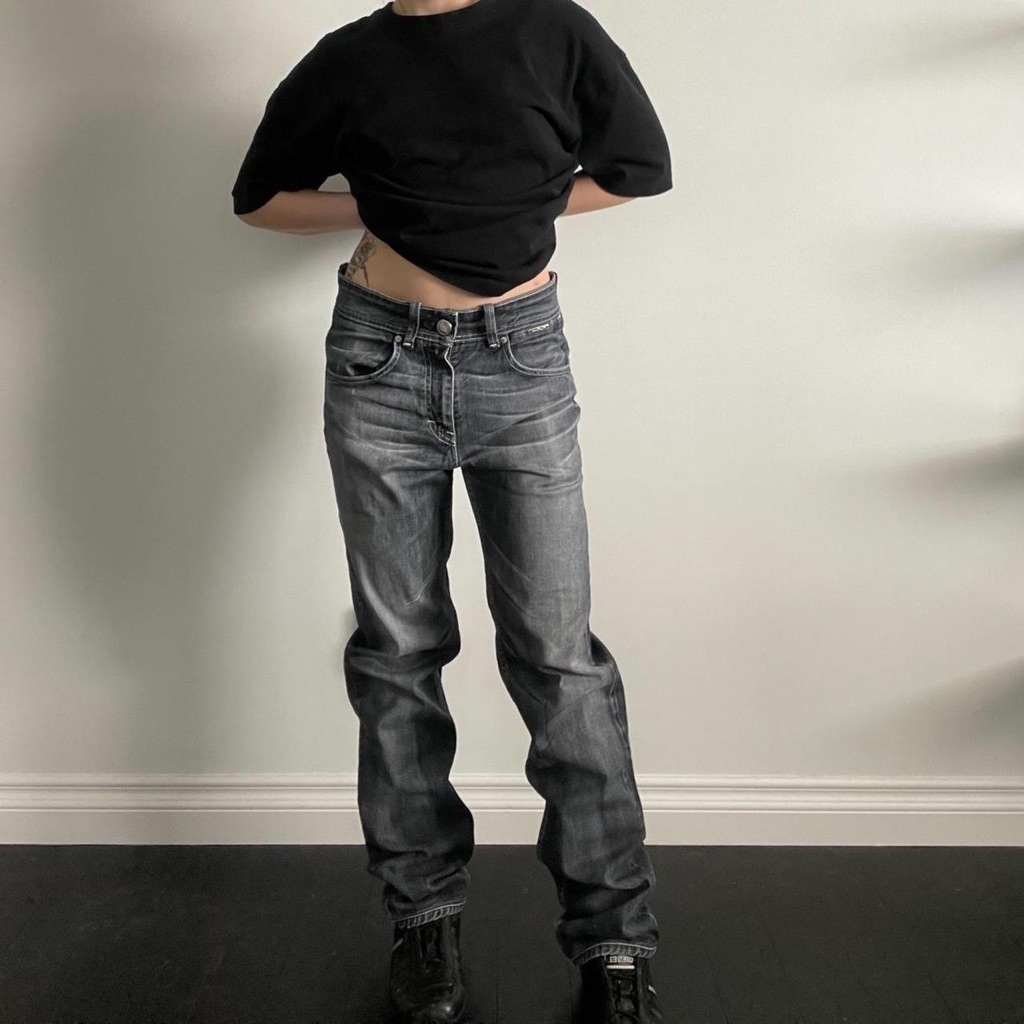 Levis Red Loop Denim